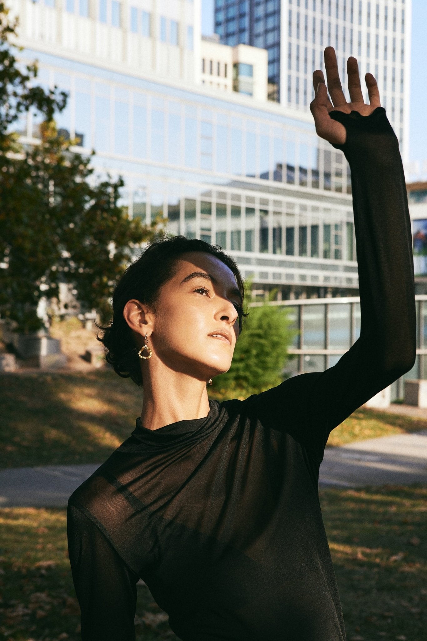 Sheer black turtleneck – 100% silk, sustainable, lightweight design- Maison Marron et amis
