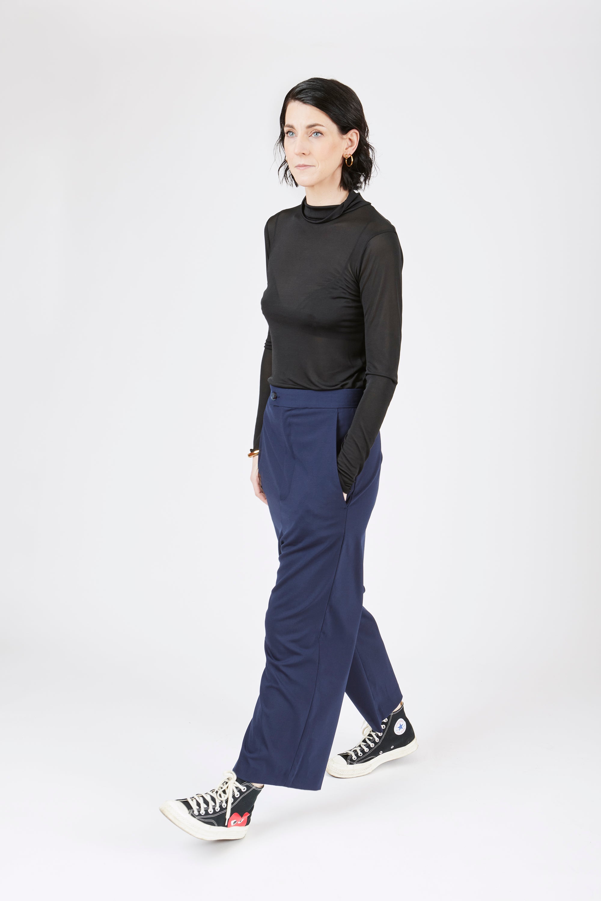 Low Crotch Trousers  – tailored fit with relaxed silhouette| Navy - Maison Marron et amis