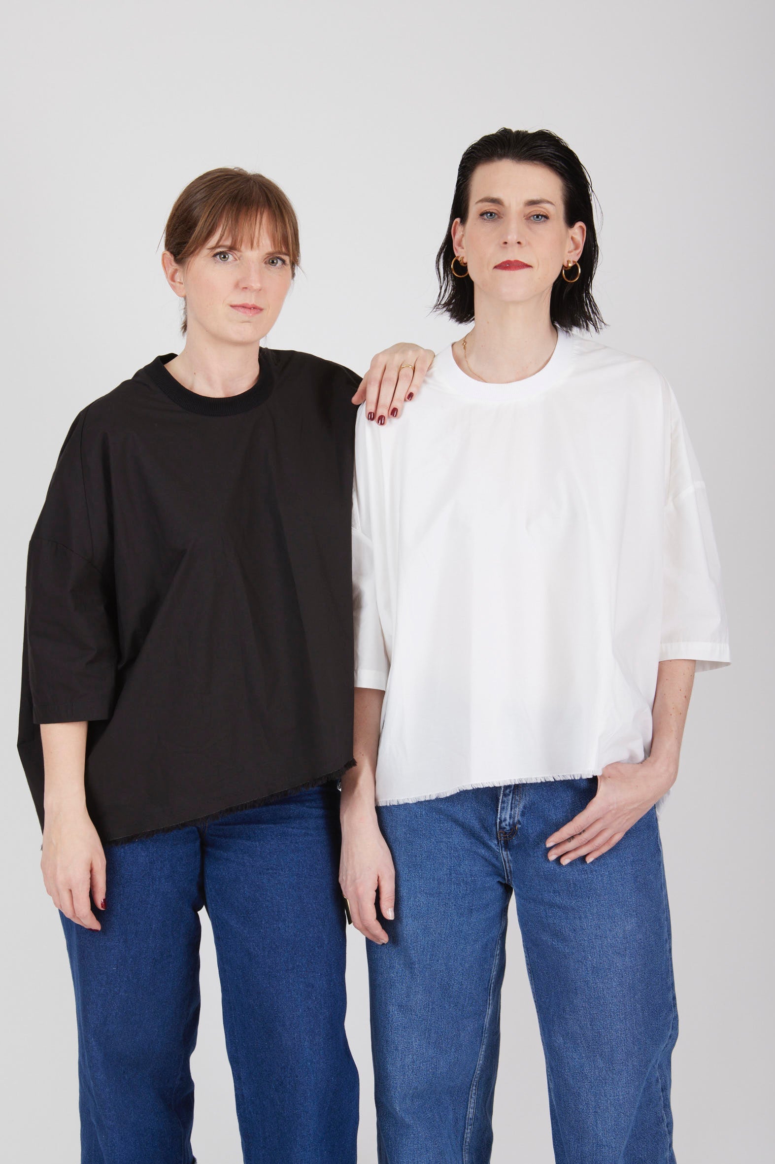 Poplin T-Shirt – Sustainable, Zero-Waste Cotton, Minimalist Design| White and Black - Maison Marron et amis