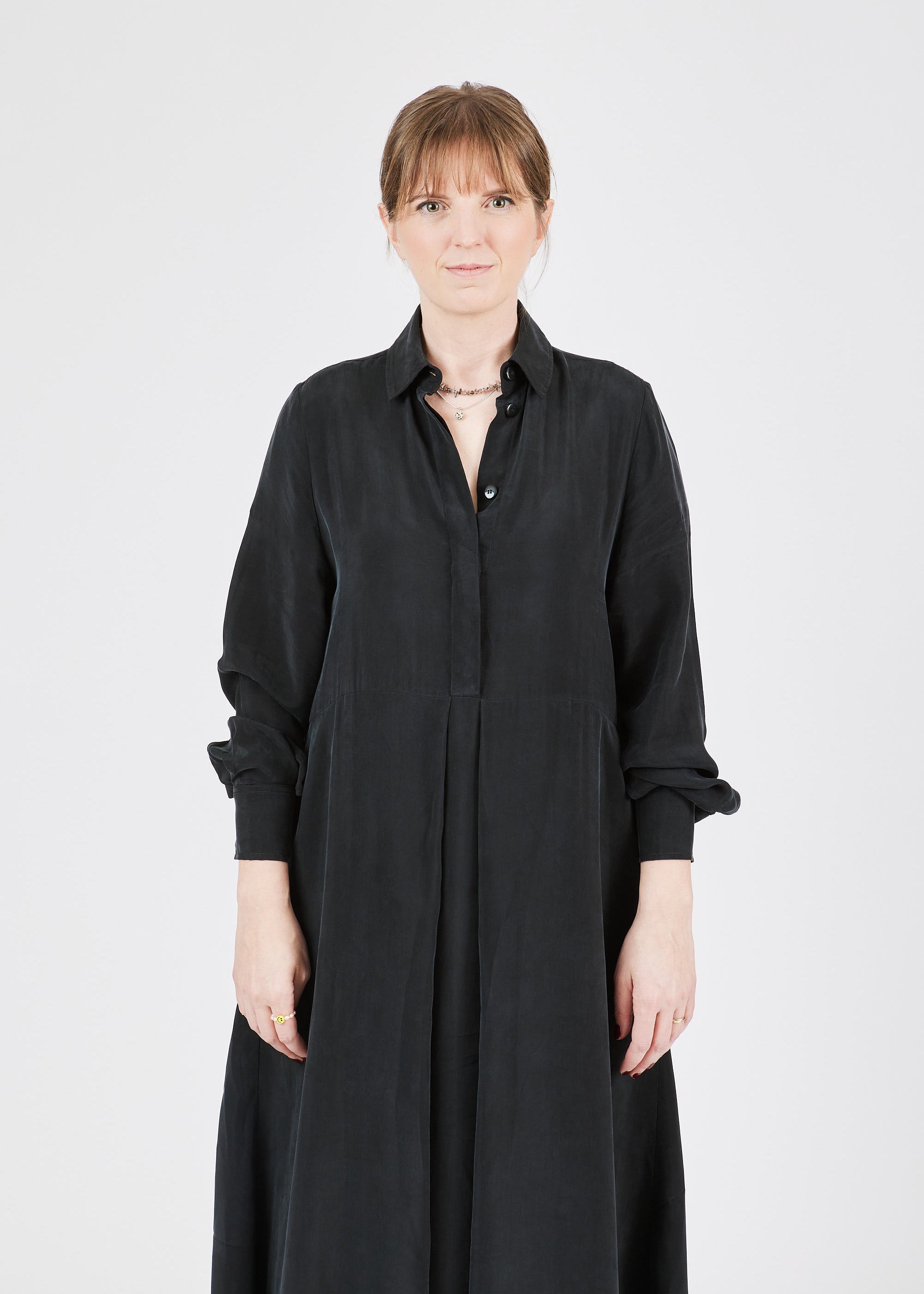 Midi Shirt Dress Lightweight Black — hidden button placket, with pockets — Maison Marron et amis