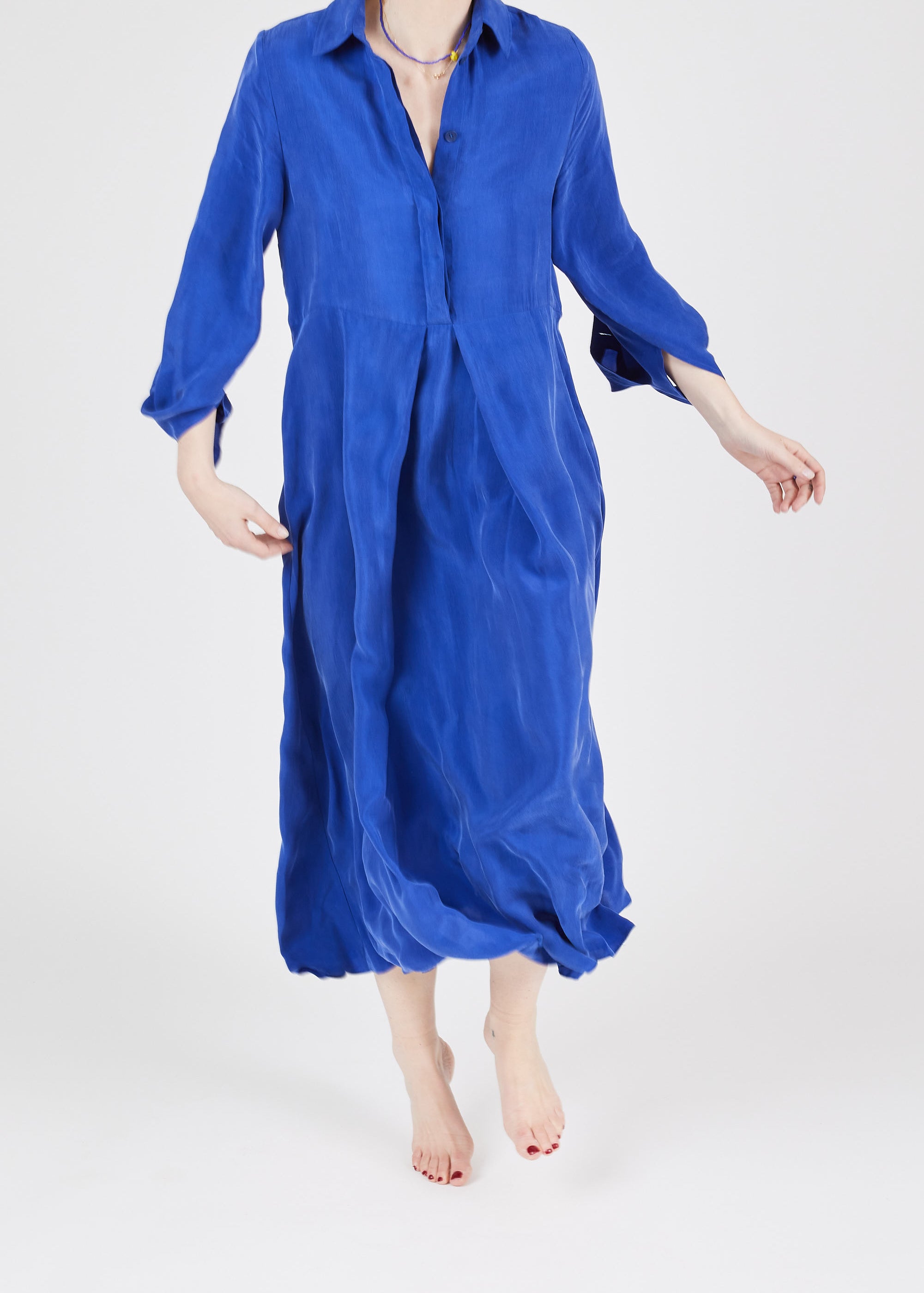 Midi Shirt Dress Lightweight Ultramarine — fluid cooling fabric — Maison Marron et amis