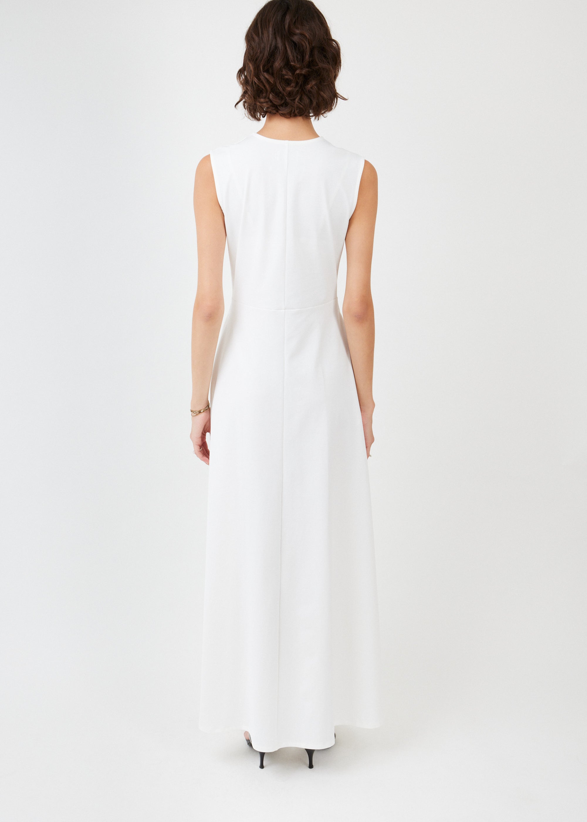 The Long Dress Interlock Off-white — side view — Maison Marron et amis