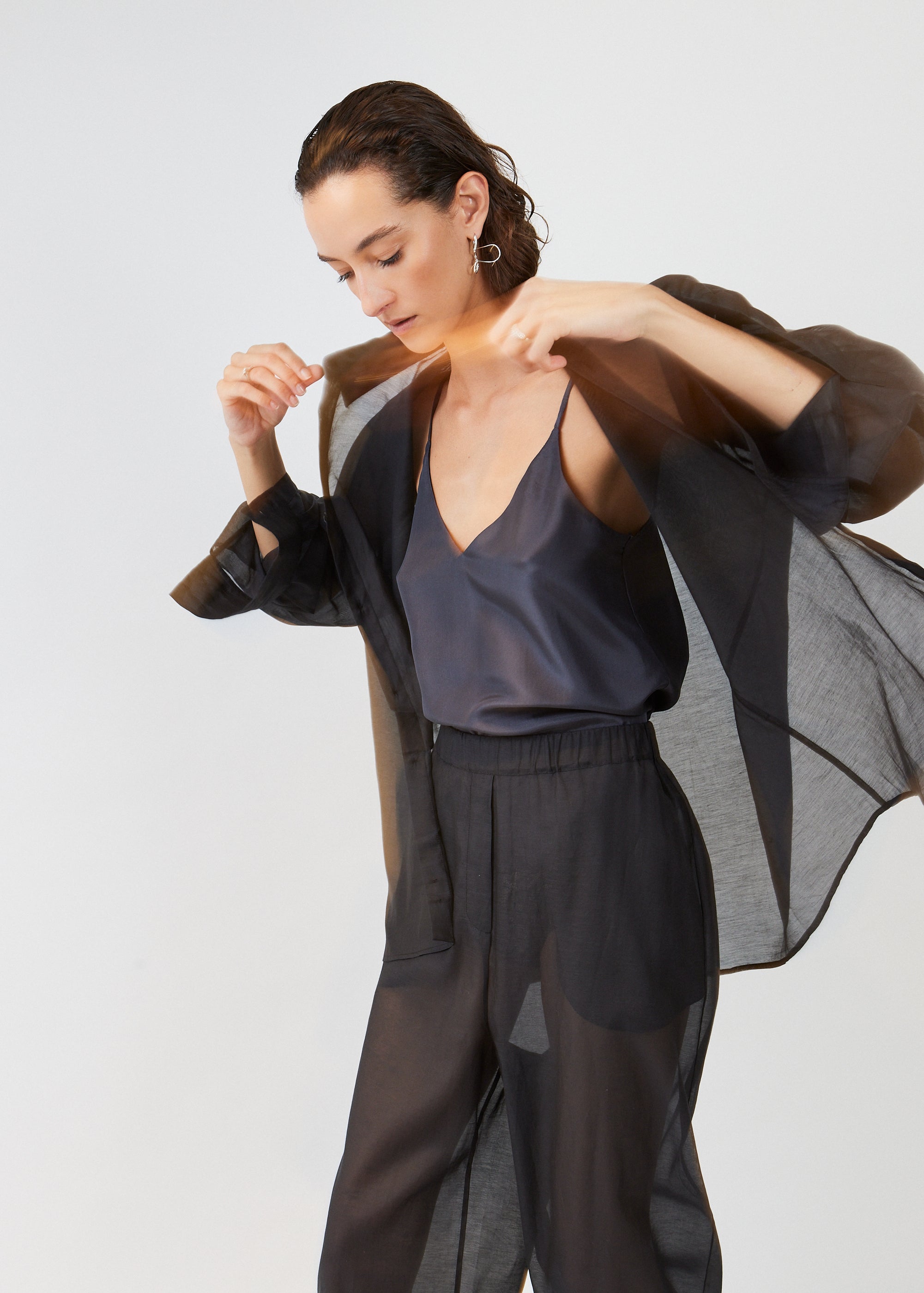 Triangle Shirt Silk Cotton Black — triangle sleeve detail open — Maison Marron et amis