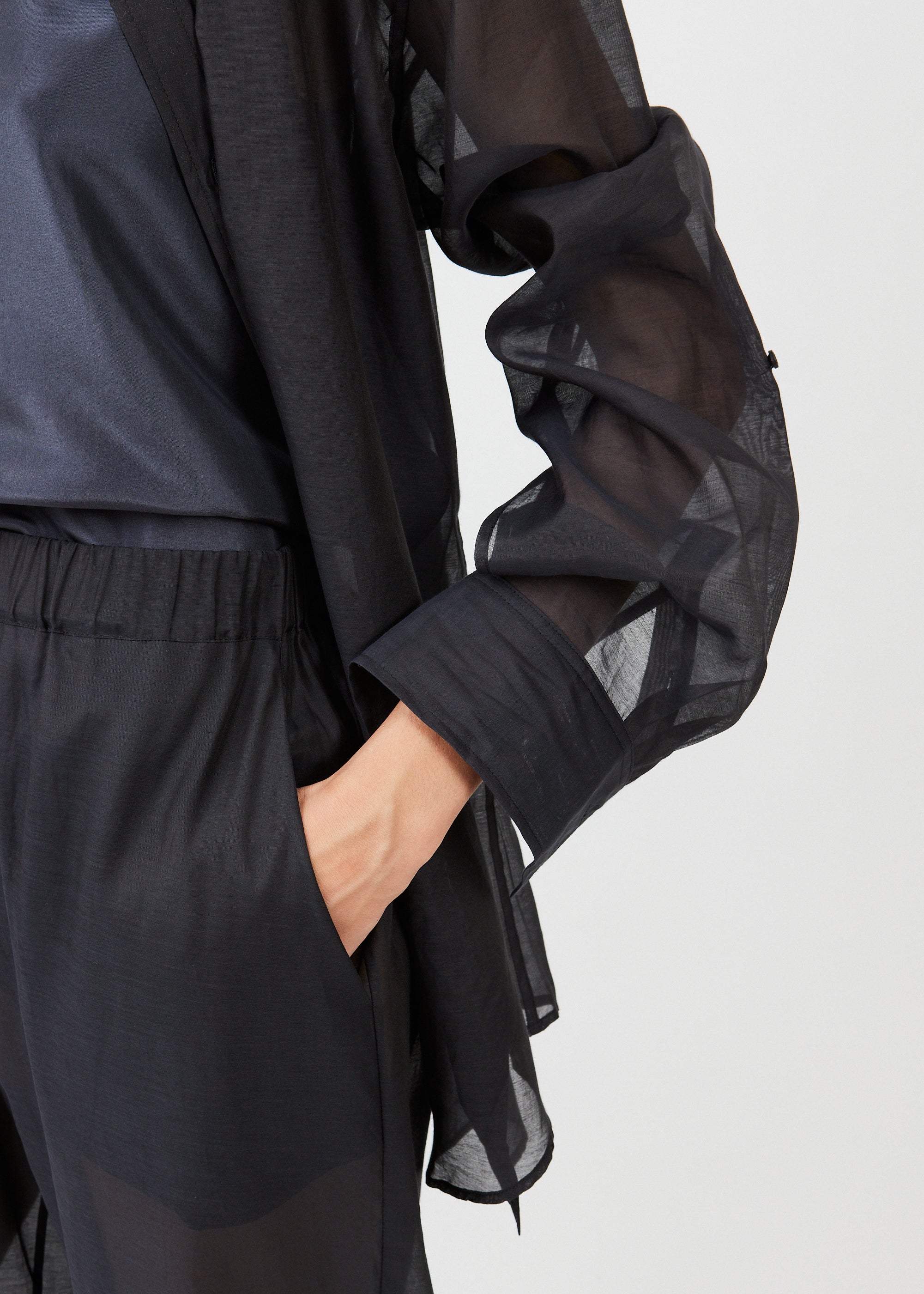 Triangle Shirt Silk Cotton Black — oversized silhouette — Maison Marron et amis