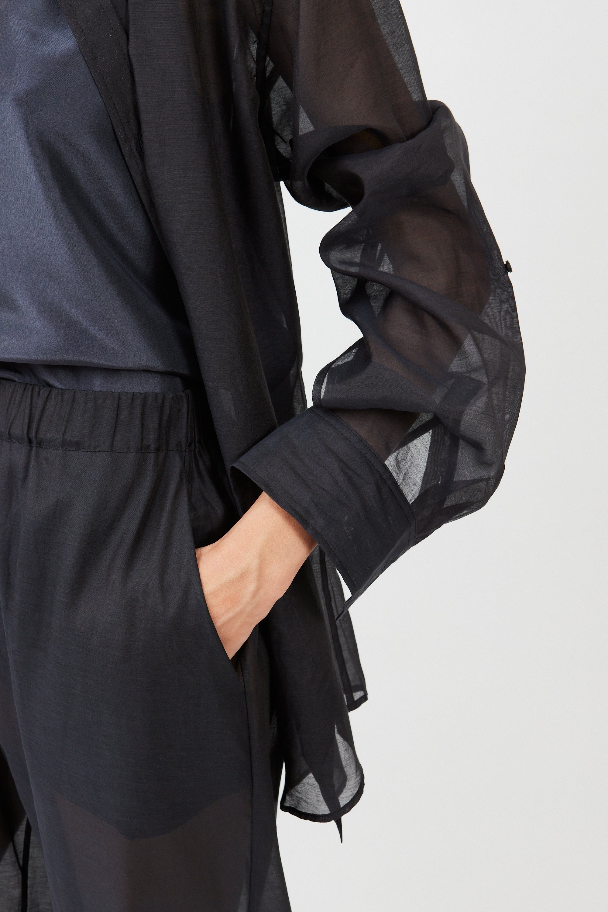 Triangle Shirt Silk Cotton Black — oversized silhouette — Maison Marron et amis