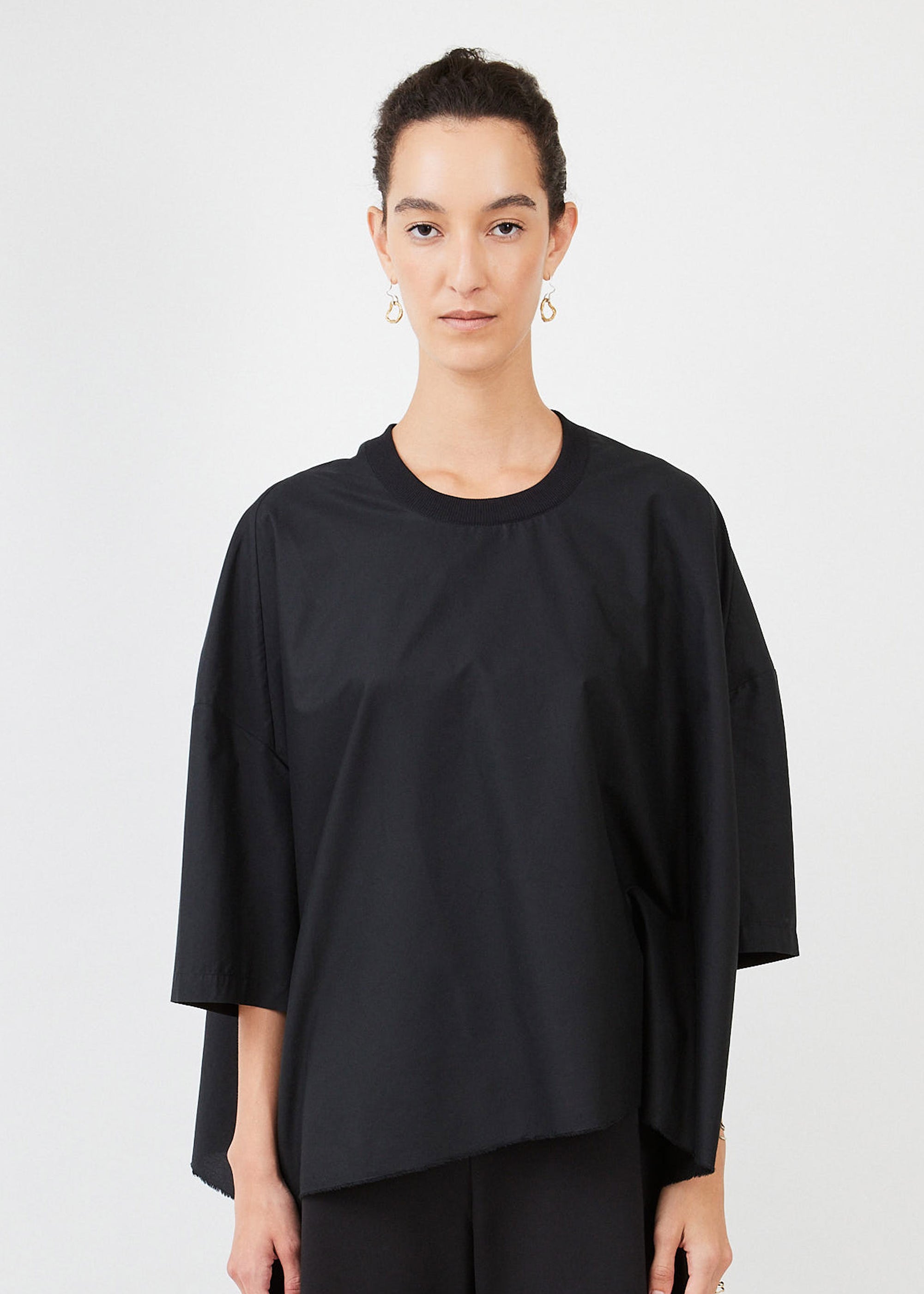 Poplin T-Shirt Recut Classic Black — deadstock cotton, zero-waste cut — Maison Marron et amis