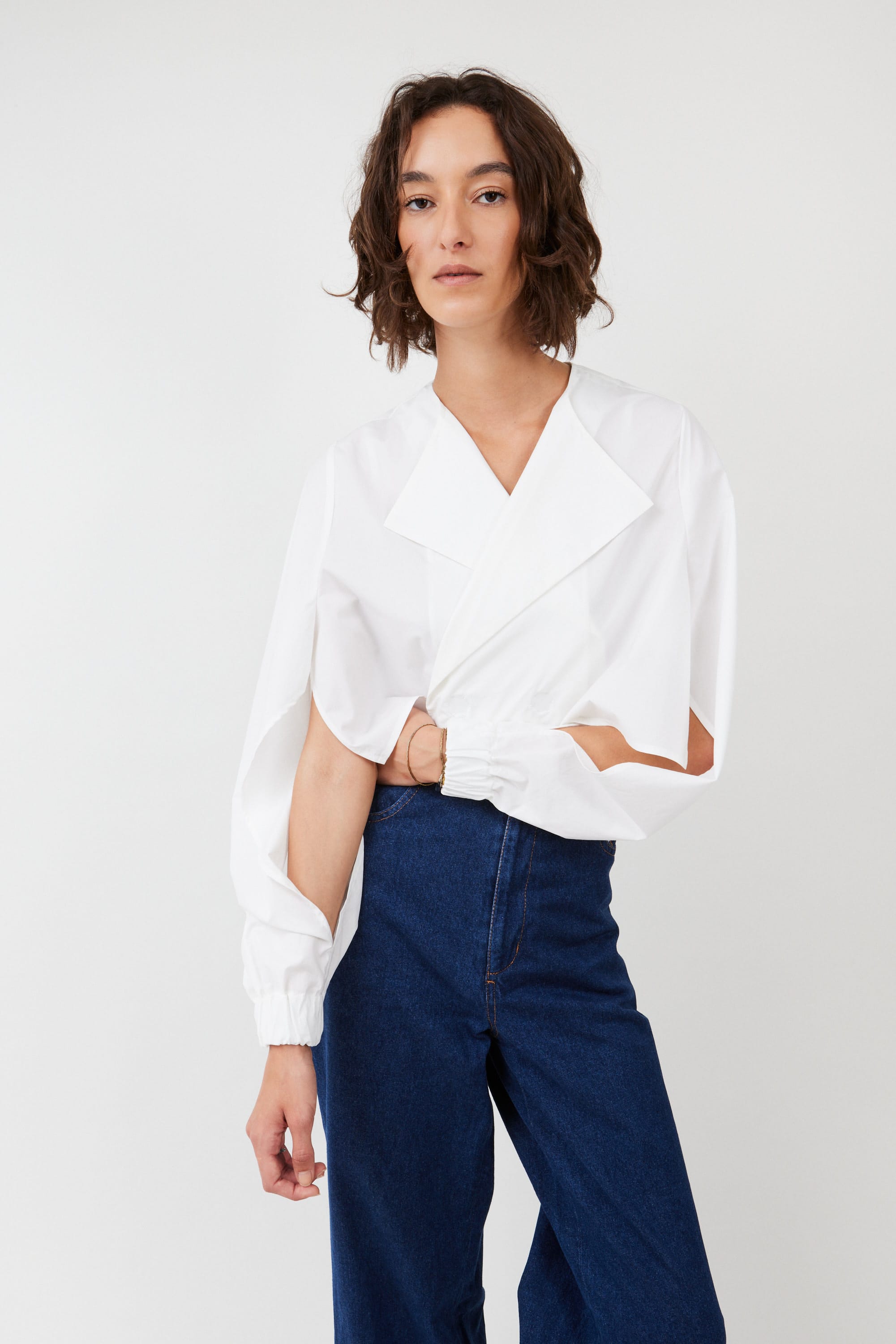 Olga - Conjunto salopete secretária e t-shirt | Moda Evangelica e Executiva Olga - Conjunto salopete secretária e t-shirt | Moda Evangelica e Executiva