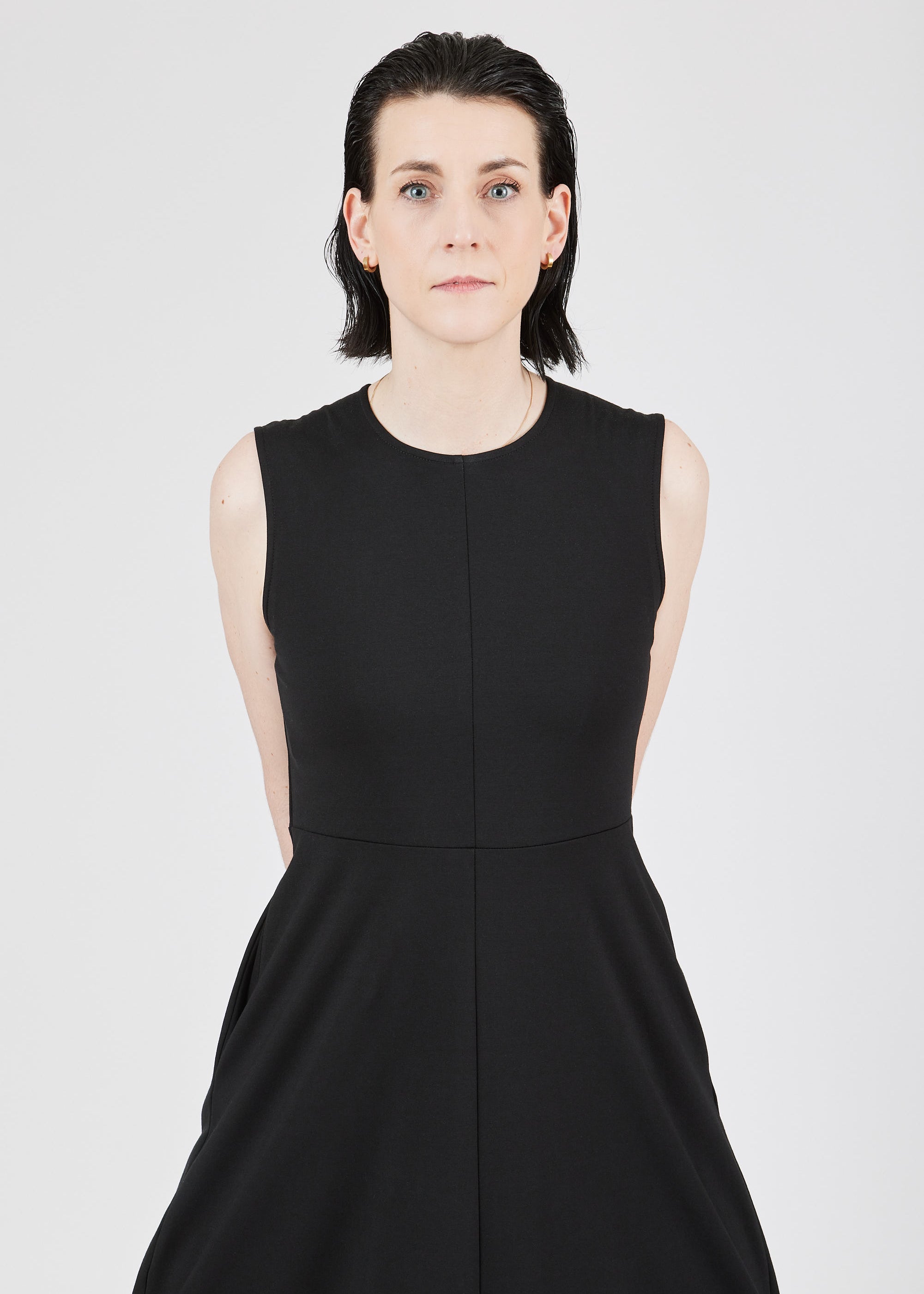 The Long Dress Interlock Black — detail view — Maison Marron et amis