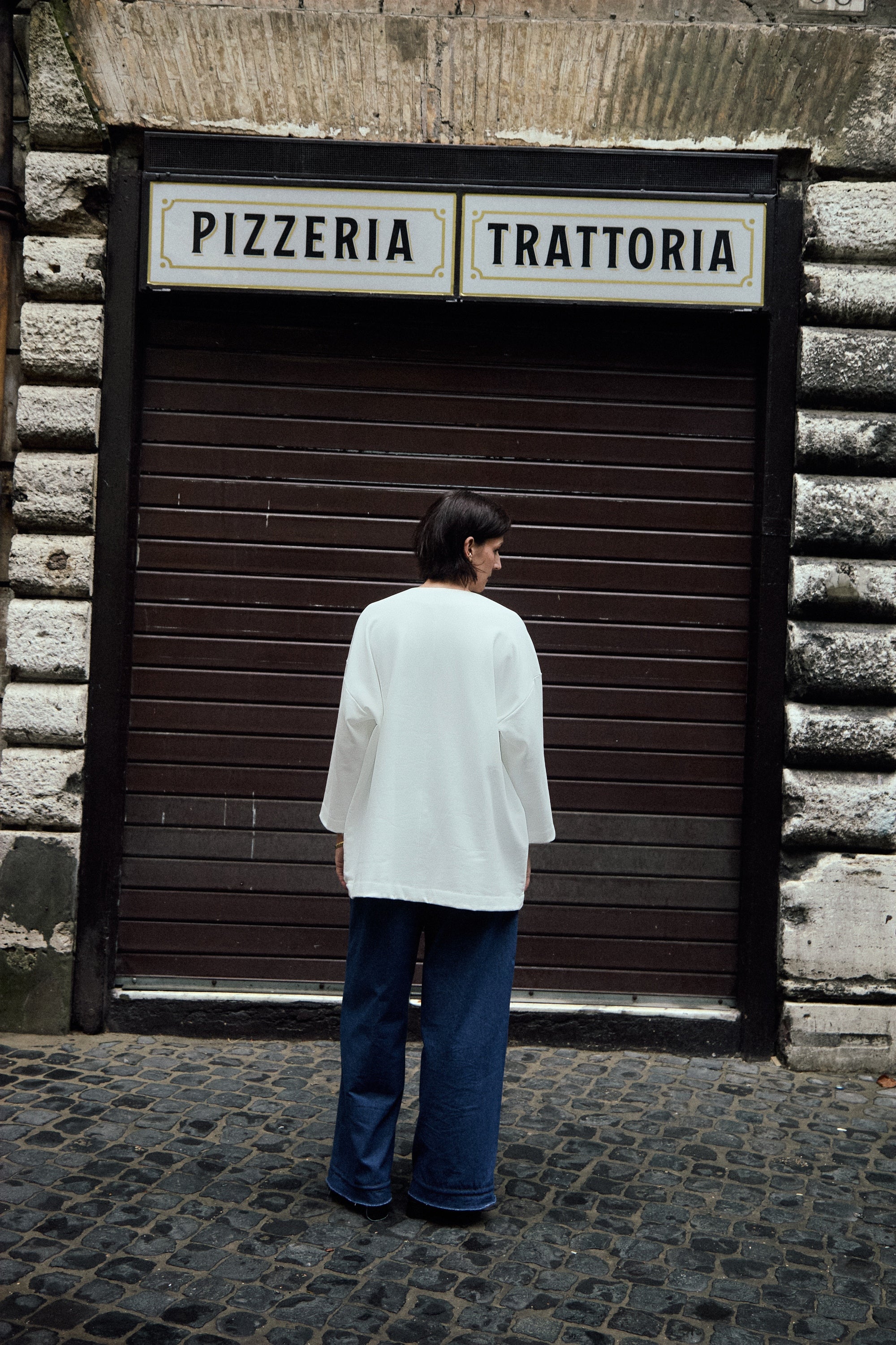 Cocoon Sweatshirt in off-white, back view worn with jeans - Maison Marron et amis