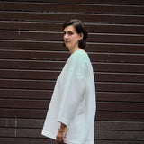 Cocoon Sweatshirt in off-white, side view with wide sleeves - Maison Marron et amis