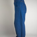 Denim n°1 Jeans, side view with the hem gathered by the inner drawstring - Maison Marron et amis