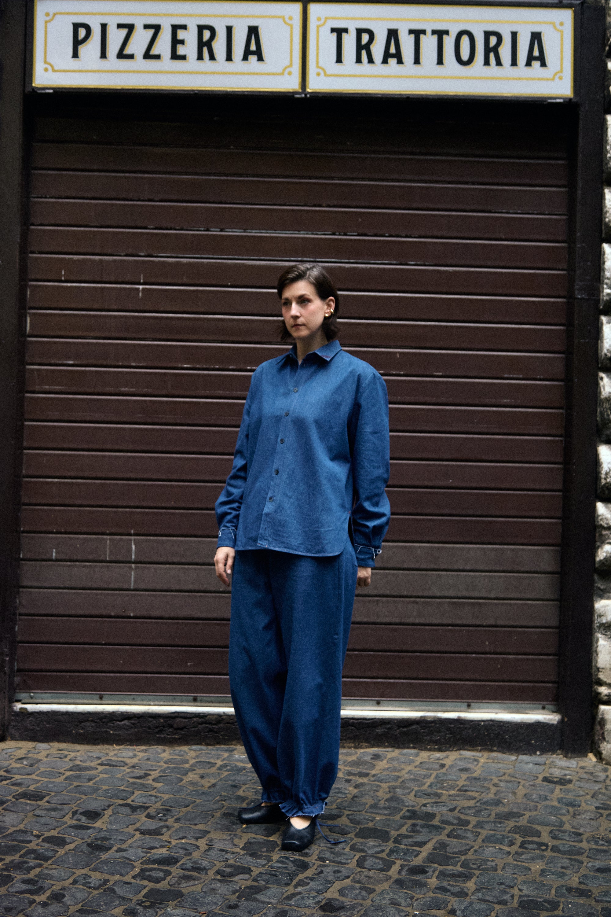 Denim Shirt and Denim n°1 Jeans worn together in Rome - Maison Marron et amis