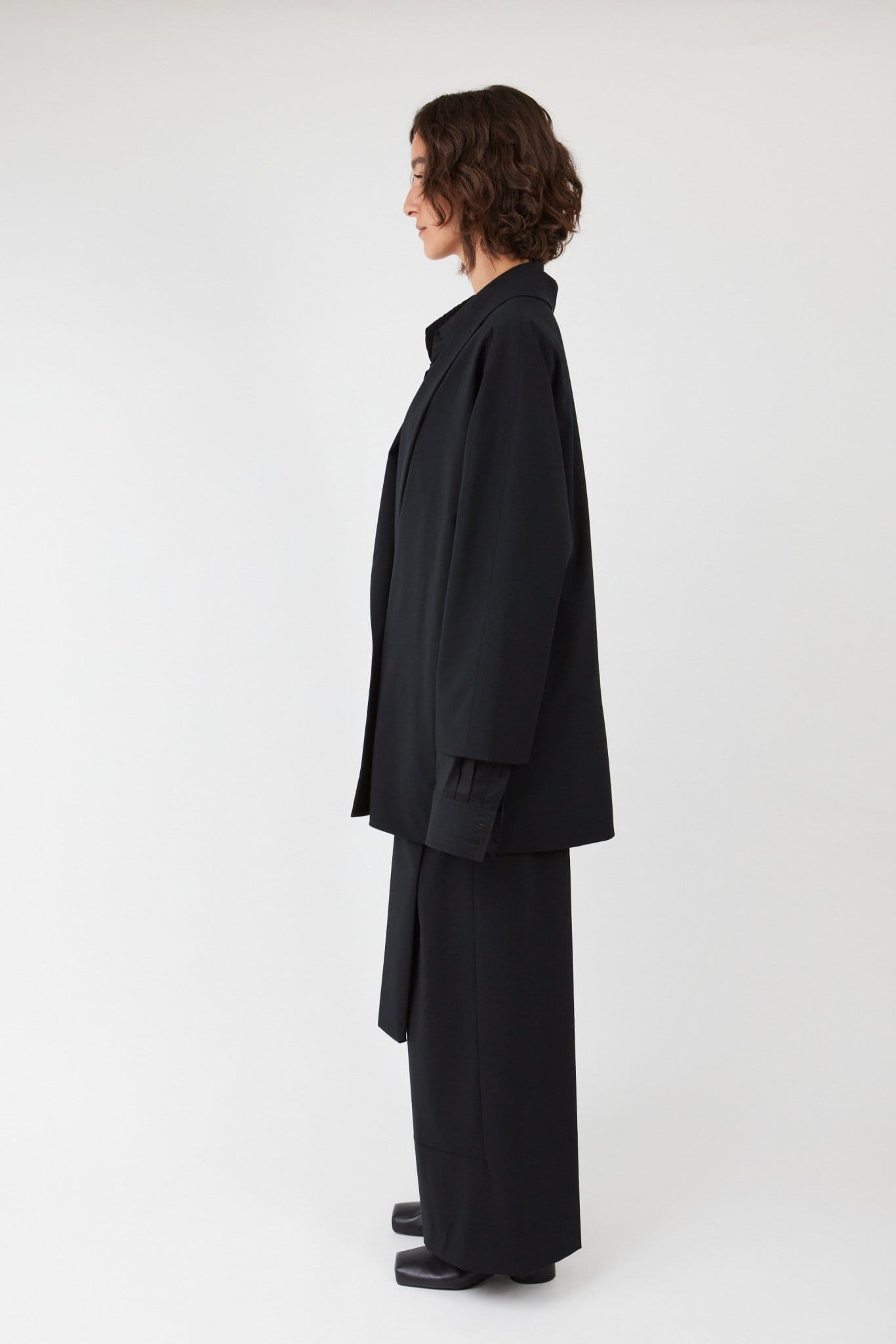 Black hybrid suit jacket, front view - Maison Marron et amis