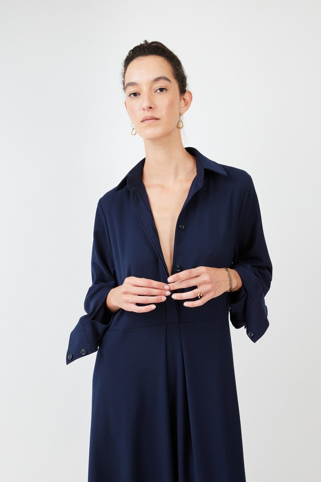 Model wearing midi shirt dress with elegant drape and modern fit| Navy - Maison Marron et amis