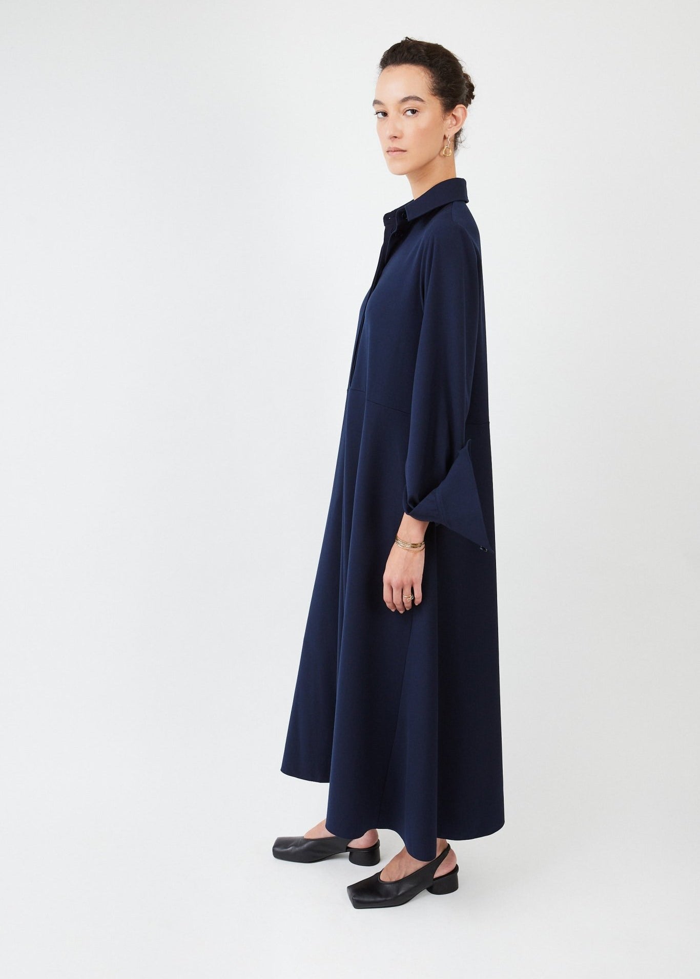Model wearing midi shirt dress with elegant drape and modern fit| Navy - Maison Marron et amis