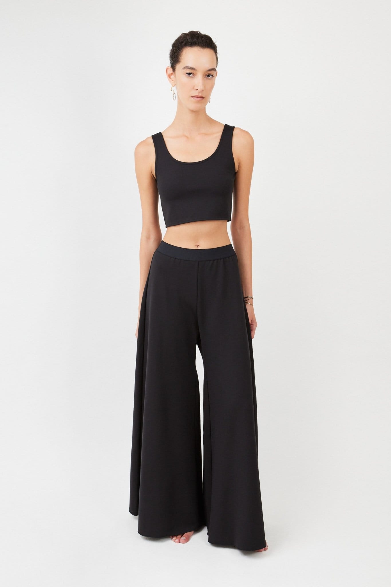 Wide-Leg Trousers with Soft Drape & Tailored Waistband – Ideal for Performers | Black - Maison Marron et amis